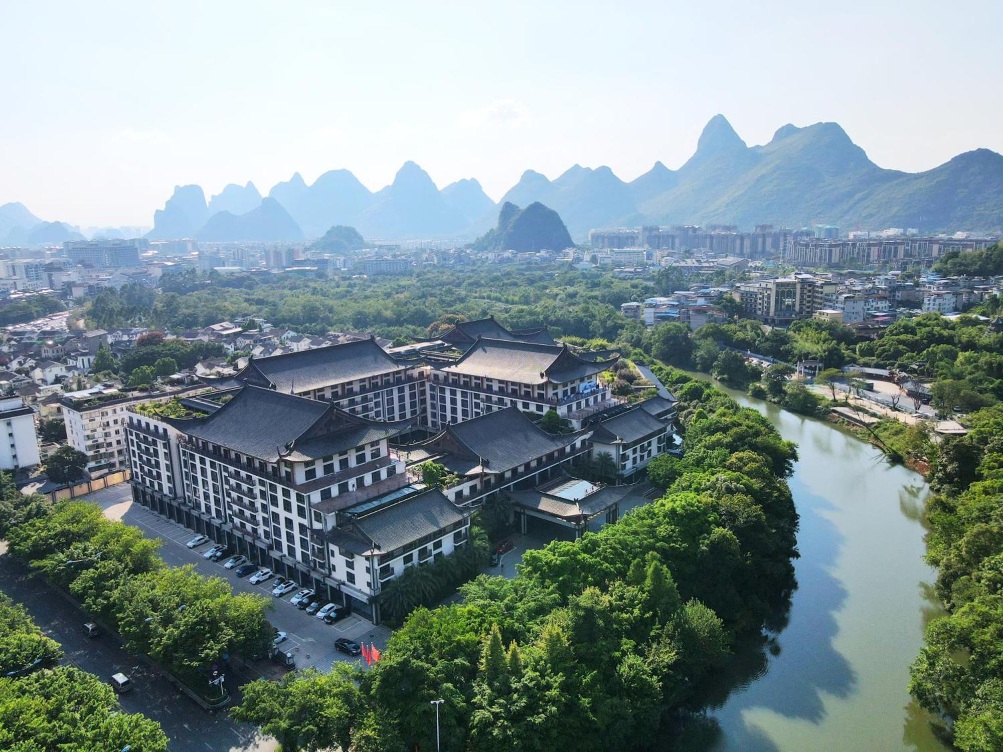 Hotel Grand Bravo Kuej-lin Exteriér fotografie